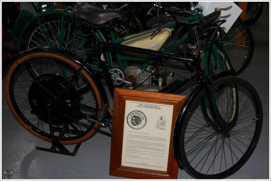 Cyclemaster-NatMuseum-BD-111.jpg