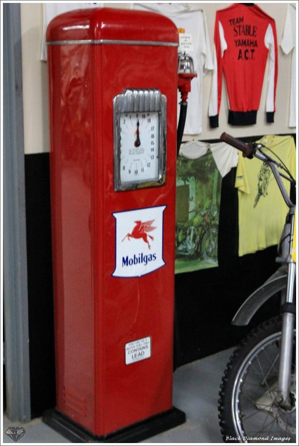 Mobilgas-Petrol-Bowser-BD-230.jpg